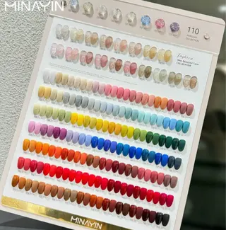 ネイル YOUR+所属・Your+ nailsalonのネイルデザイン