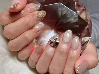 ネイル マツエク・マツパ アイブロウ Nail&eye Belire 新宿のネイルデザイン