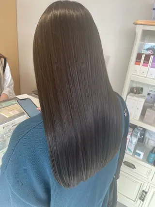 ロング カラー 嶋岡 乃愛のヘアスタイル