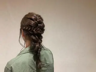 ロング カラー ヘアアレンジ yamauchi mikuのヘアスタイル