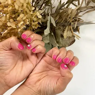ネイル nail.gorin所属・吉村 優子のネイルデザイン