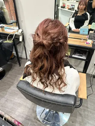 セミロング ヘアアレンジ 艶髪レイヤー上田 紗也🇰🇷💗のヘアスタイル