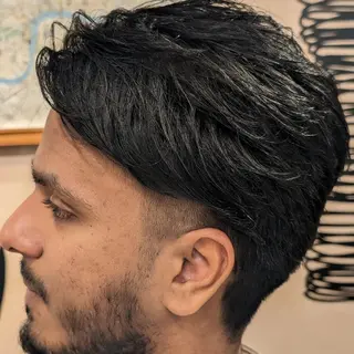 ミディアム パーマ メンズ メンズ専門💈シェー ビングOK👍宮林寛のヘアスタイル