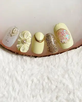 ネイル 新山 聖のネイルデザイン