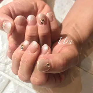 ネイル UrakoNail 《nail》のネイルデザイン