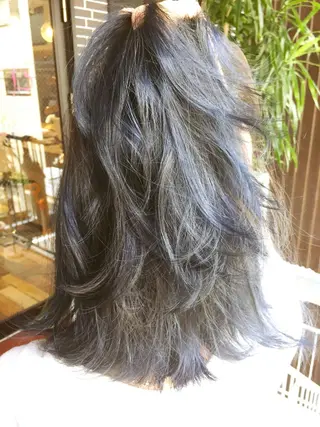 ミディアム カラー 美容歴１８年以上🌈 山口のヘアスタイル