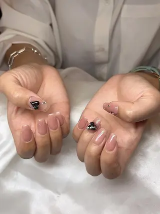 ネイル Ui_Amor (パラジェル)のネイルデザイン