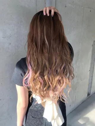 ロング カラー 是枝 さくらのヘアスタイル