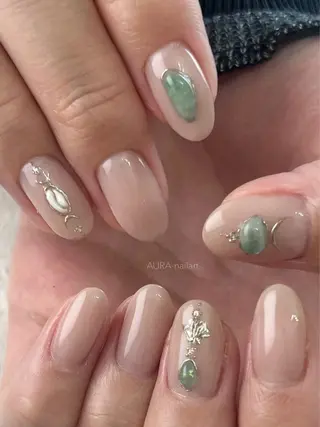 ネイル AURA nailartのネイルデザイン