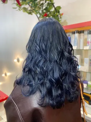 セミロング ゆぴ☾‪/推しカラー /ハイトーンのヘアスタイル