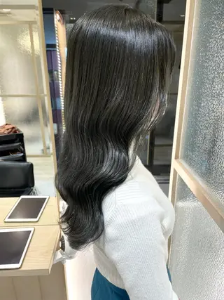 ロング Eleanor梅田店 REMIのヘアスタイル