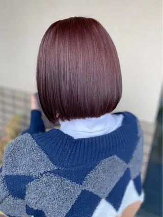 ショート カラー 沢田 瞳のヘアスタイル
