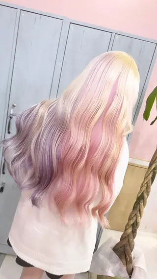 ロング ブリーチ人気No.1 MANATO🎨🌈のヘアスタイル