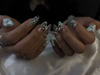 ネイル ネイルサロン Roiのネイルデザイン