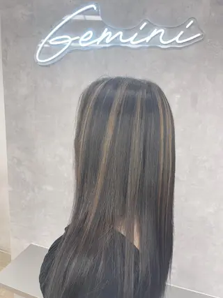 カラー Gemini代表 Maedaのヘアスタイル