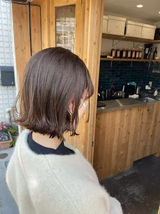 カラー 大塚 夏生のヘアスタイル