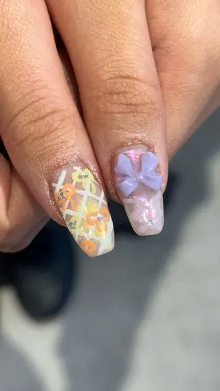 ネイル 🎀韓国レイヤー特化 🎀ベージュ/ミクのヘアスタイル