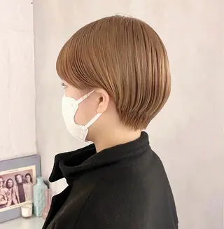 ショート foto所属・𝐁𝐋𝐔𝐄𝐓 /カット特化/新宿のヘアスタイル