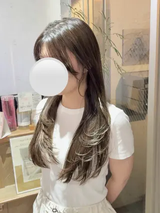 ロング 宮沢 英佑のヘアスタイル