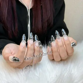 ネイル Ryu Nail Studio所属・Ryu nail studioのネイルデザイン