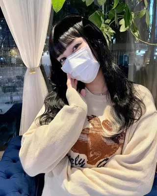 ロング アールバイニーナ所属・R by NINA アールバイニーナのヘアスタイル