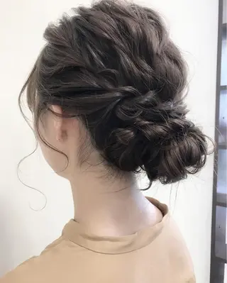 セミロング ロング ヘアアレンジ 沢田 瞳のヘアスタイル