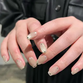 ネイル Nico所属・Nico🌛 Karenのネイルデザイン