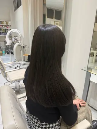 ロング 佐々木 麻衣のヘアスタイル