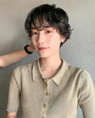 ショート パーマ パーマ/レイヤー 岩山丈一郎のヘアスタイル