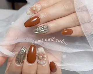 ネイル yumiジェル& チップ長さだしのネイルデザイン