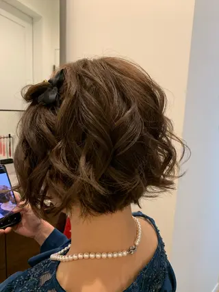 ヘアアレンジ ハイトーン /愛子のヘアスタイル