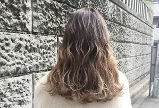 セミロング カラー 🌈髪質改善カラーの 🌈坂本侑樹のヘアスタイル