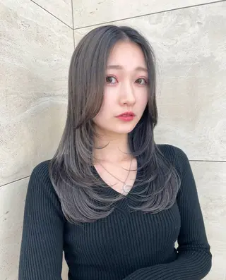 セミロング カラー 韓国ヘア🇰🇷 レイヤー/芝春樹のヘアスタイル
