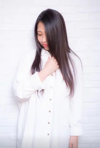 ロング 勝沼 佑季のヘアスタイル
