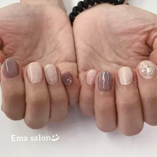 ネイル Ema salon satomiのネイルデザイン