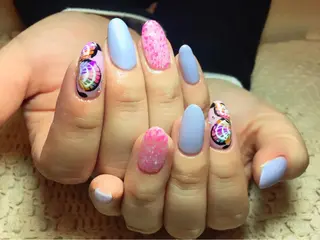 ネイル Li'leaNail AINAのネイルデザイン