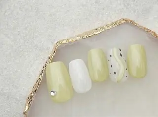 ネイル UniqueNail 長さだし専門店のネイルデザイン