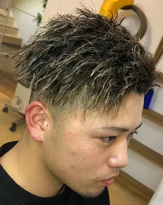 パーマ メンズ 市道 翼のヘアスタイル