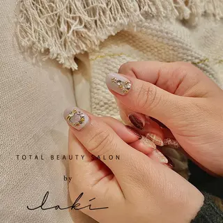 ネイル my&所属・my&_ maimiのネイルデザイン