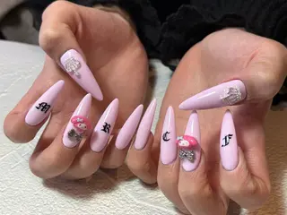 ネイル chem NAILSTUDIO所属・chem くりたももこのネイルデザイン