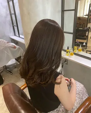 セミロング Owelle所属・maika /髪質改善/艶カラーのヘアスタイル