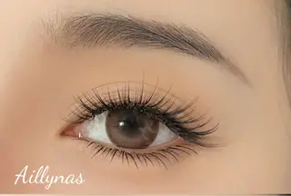 マツエク・マツパ AILLYNAS nail&eyelash所属・Aillynas ネイリストのネイルデザイン