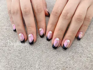 ネイル 岡本 友恵のネイルデザイン