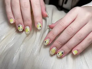 ネイル Lumina _ Harukaのネイルデザイン