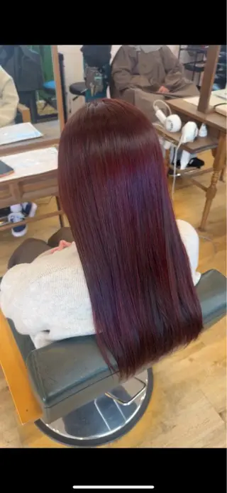 セミロング カラー 山中 希来のヘアスタイル