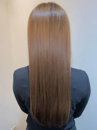 ロング 丸山 明日香のヘアスタイル