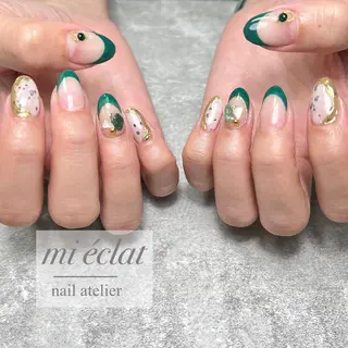 ネイル mi éclat ミ　エクラのネイルデザイン