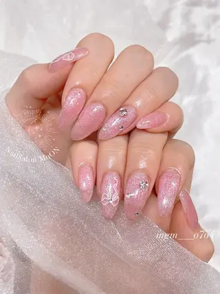 MoON...❤︎ MeGuのネイルデザイン