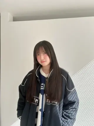 ロング VIVE counter所属・タナカ レイヤのヘアスタイル