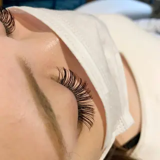 マツエク・マツパ eyelash salon KOH. 四ツ橋店所属・eye  salon KOH.　aikaのマツエク・マツパデザイン